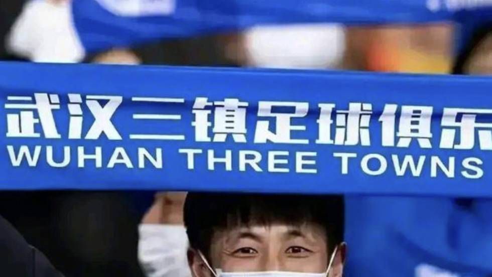 古斯托右路传到禁区特里皮尔送礼穆德里克跟上抽射破门，切尔西1-1纽卡。